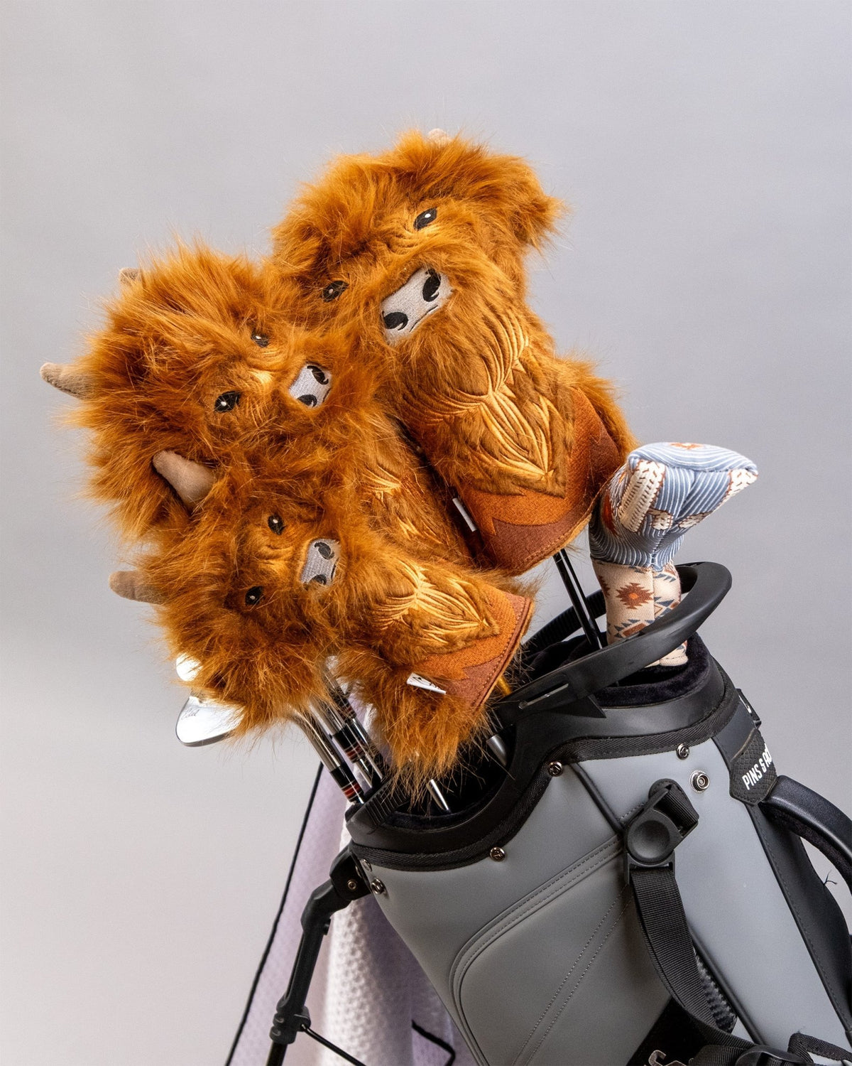 Highland Cow - Fairway Cover - 02AMSTORY - Headcovers - Fairway - Pins and Aces